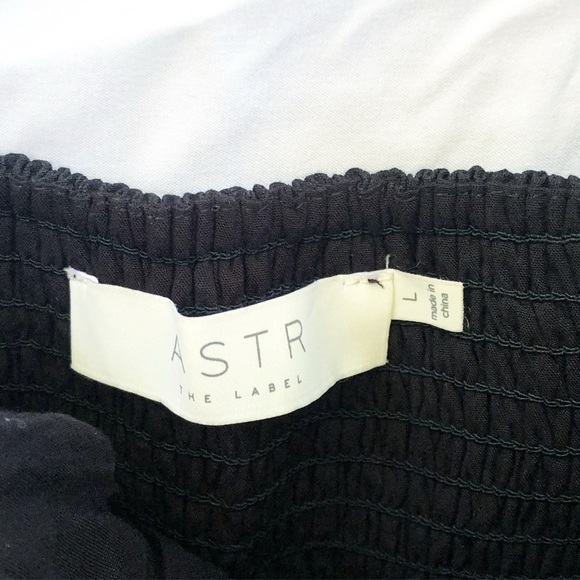 ASTR THE LABEL | NWT ZION STRAPLESS TIE WAIST WIDE LEG JUMPSUIT IN BLACK LARGE - Picture 8 of 15